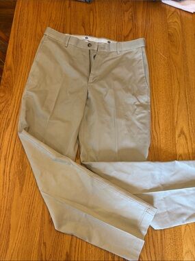 Haggar Men's Chinos in Light Khaki